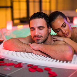EXCLUSIVE WELLNESS & DRINK IN COPPIA